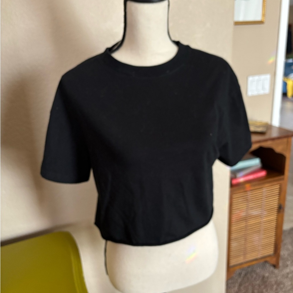 Wild Fable Black Boxy Cropped T-Shirt S